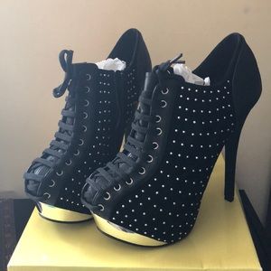 Black & Silver boots